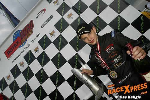 Jorrit Pex naar podium